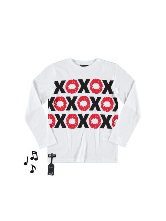 XO TEE